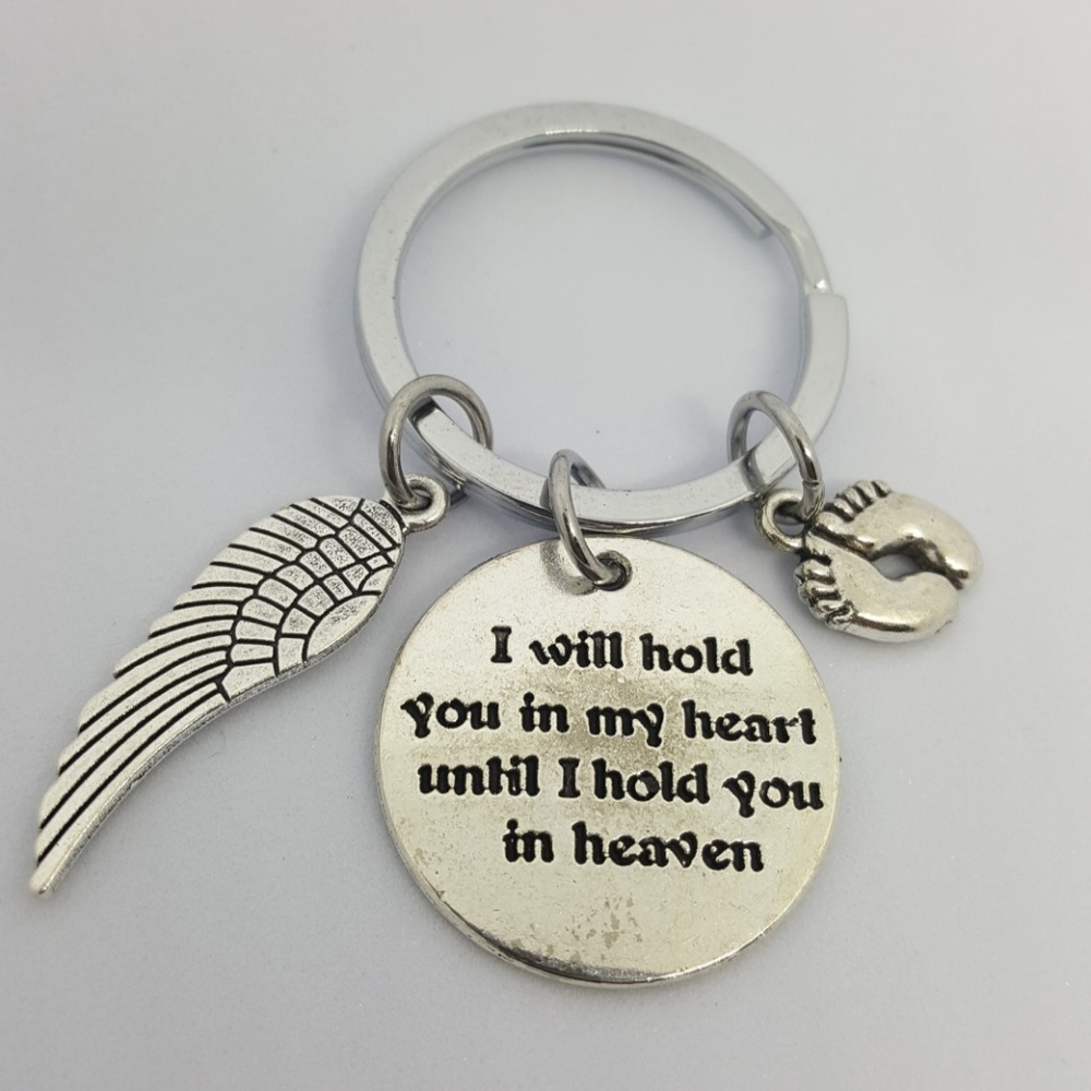 🎉🎉HOST PICK🎉🎉Memorial Keychain 🕊